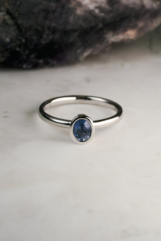 Bezel-set Hawthorn with Blue Sapphire