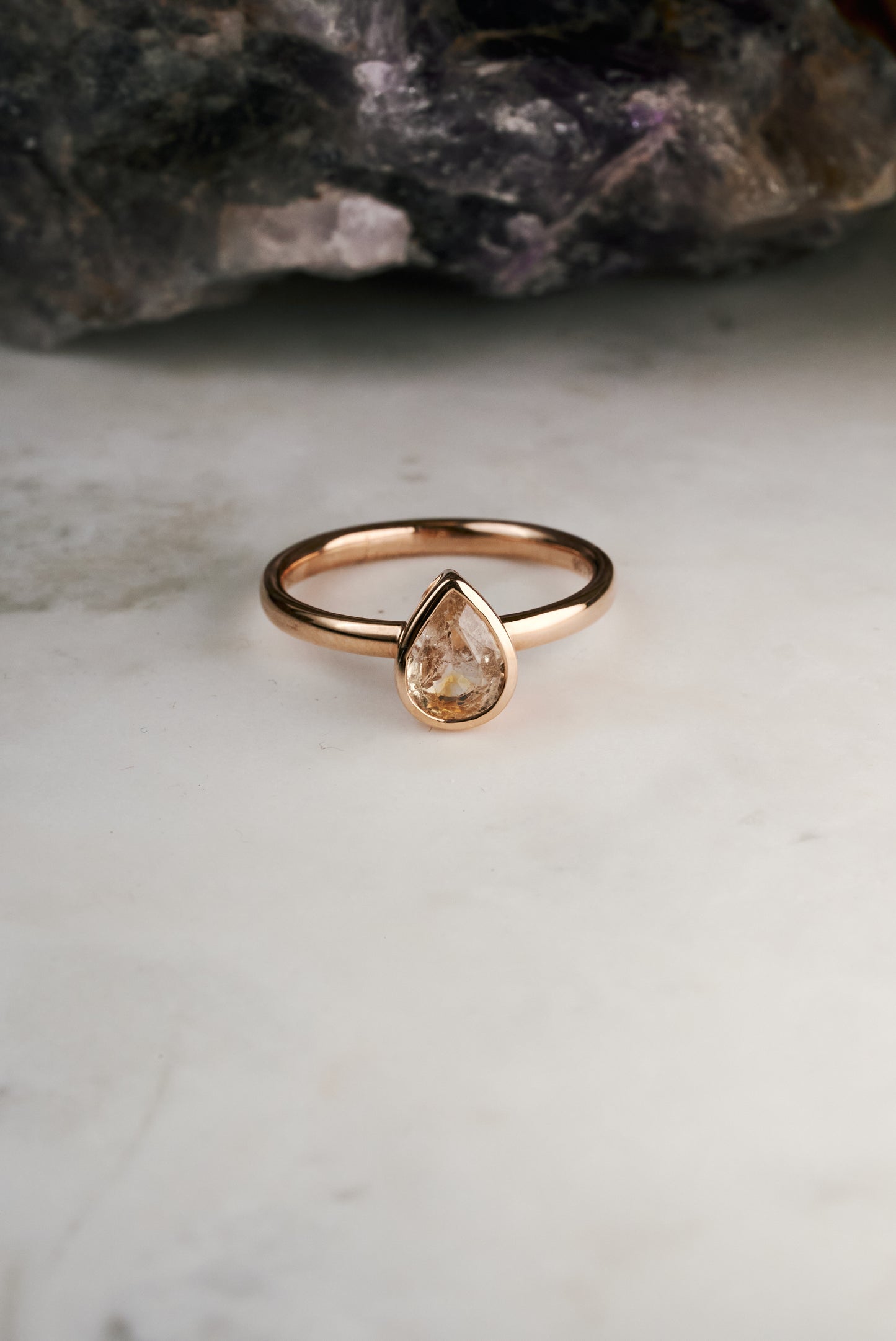 The Hawthorn with Bezel-Set Pear Peach Sapphire