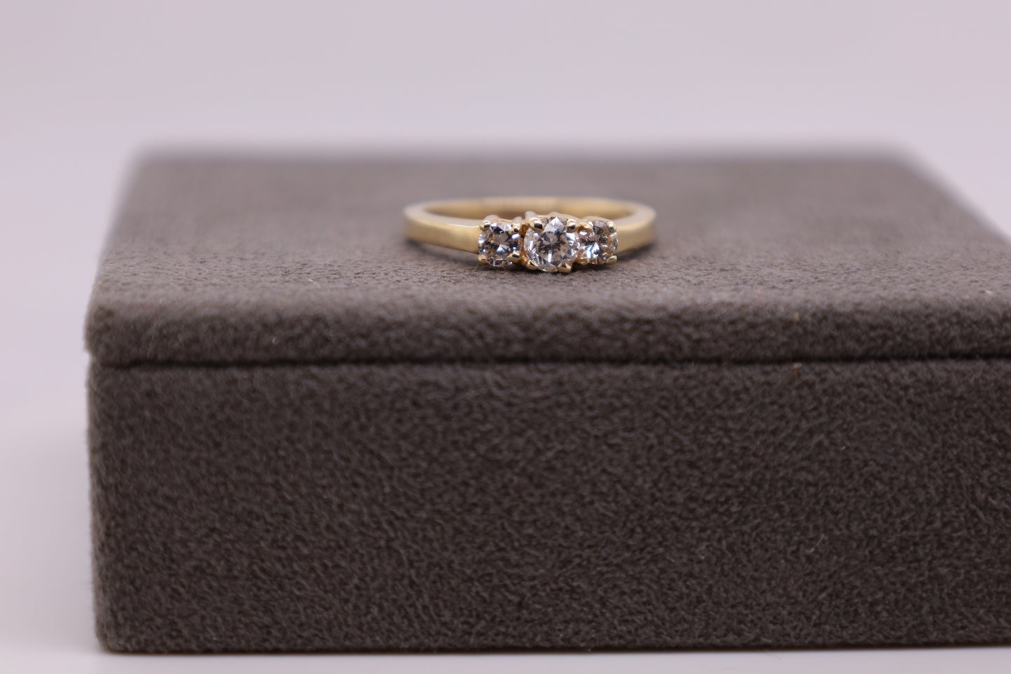 The Queen Anne's Lace with 3 Round Stones in Yellow Gold